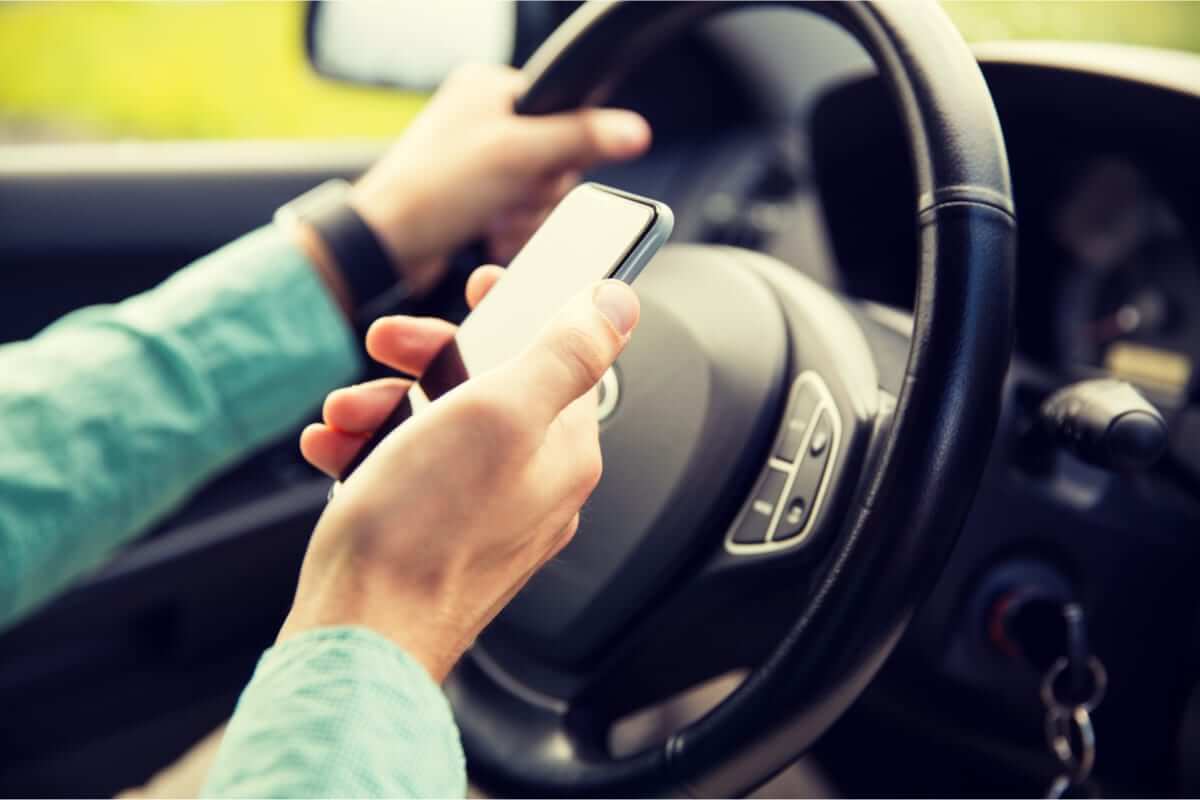 The Most Common Distracted Driver Behaviors