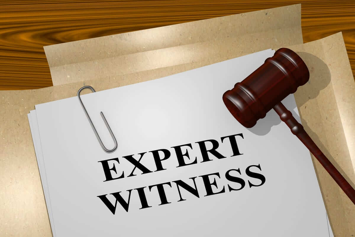 Expert Witness be Needed in a Car Accident Case - Corena Law